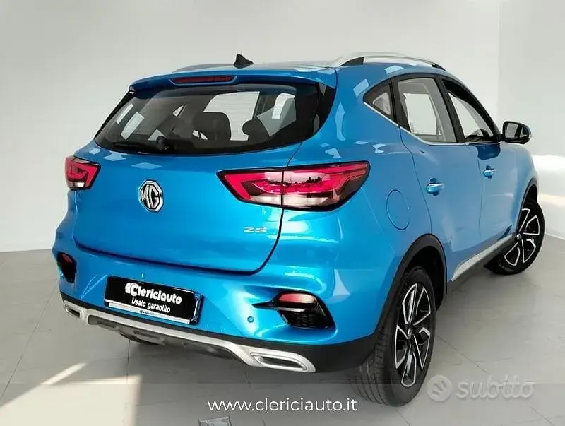 Usata MG ZS Luxury 111 CV (81 kW) 2023 Bluazzurro SUV