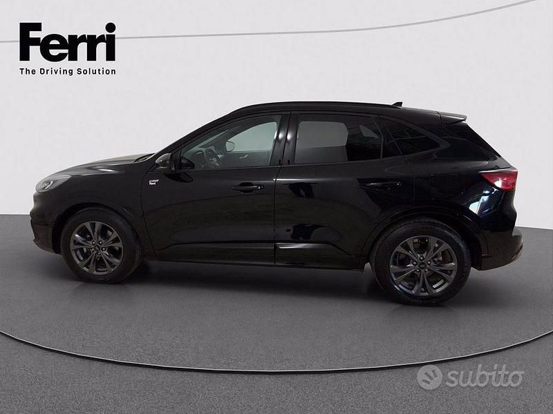 Usata Ford Kuga ST-Line 150 CV (110 kW) 2023 Magnetic grey SUV