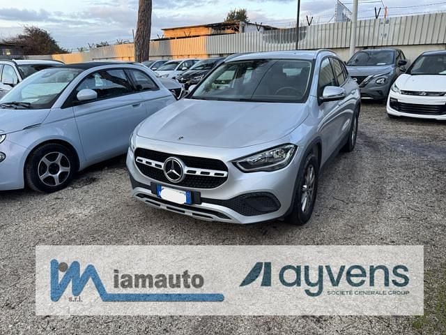Usata Mercedes GLA180 Executive 116 CV (85 kW) 2022 Grigio SUV