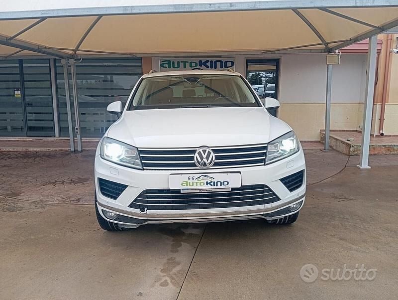 Usata VW Touareg 262 CV (192 kW) 2015 Bianco SUV