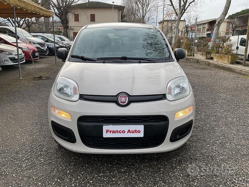 Usata Fiat Panda Lounge 69 CV (50 kW) 2016 Beige Utilitaria