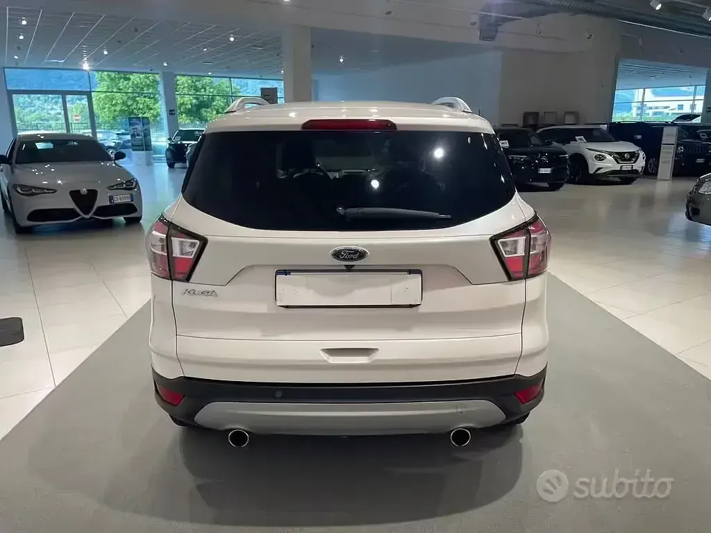 Usata Ford Kuga Titanium S 150 CV (110 kW) 2018 Bianco SUV