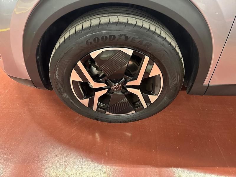 Usata Peugeot 2008 Allure 131 CV (96 kW) 2025 Grigio SUV