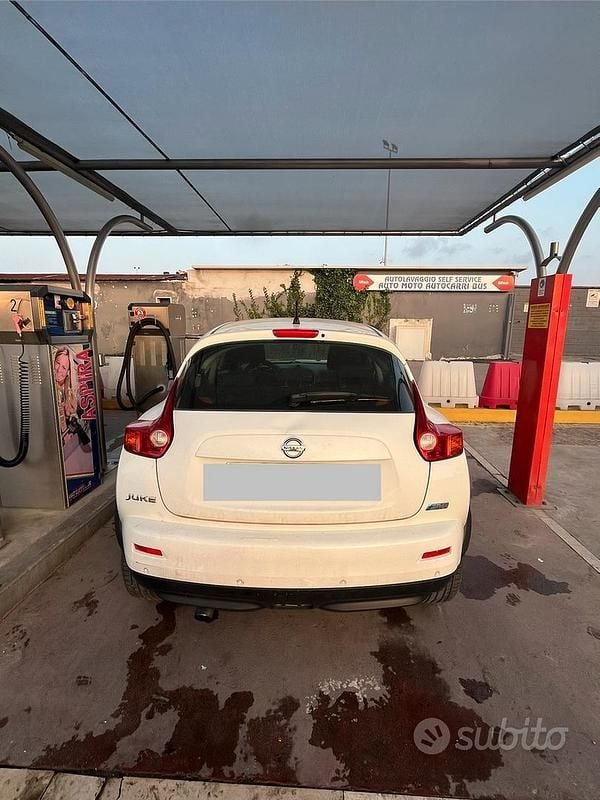 Usata Nissan Juke 110 CV (80 kW) 2012 Bianco SUV