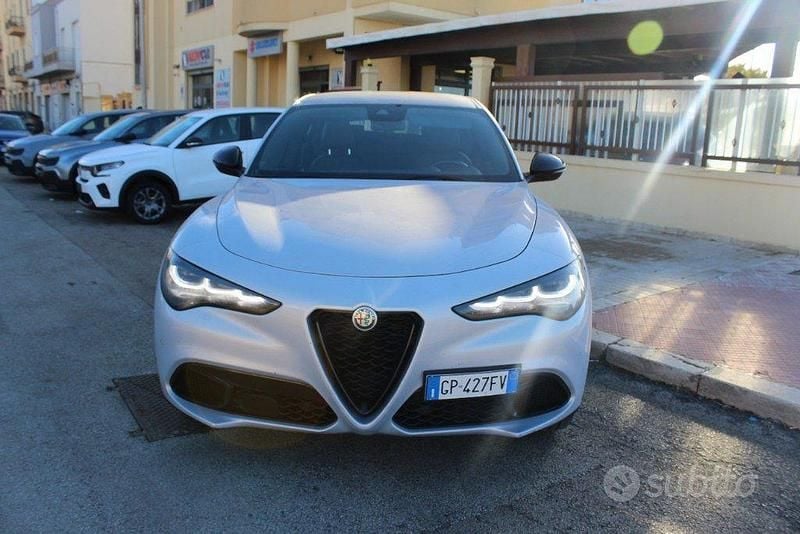Usata Alfa Romeo Stelvio Sprint 160 CV (117 kW) 2023 Grigio SUV
