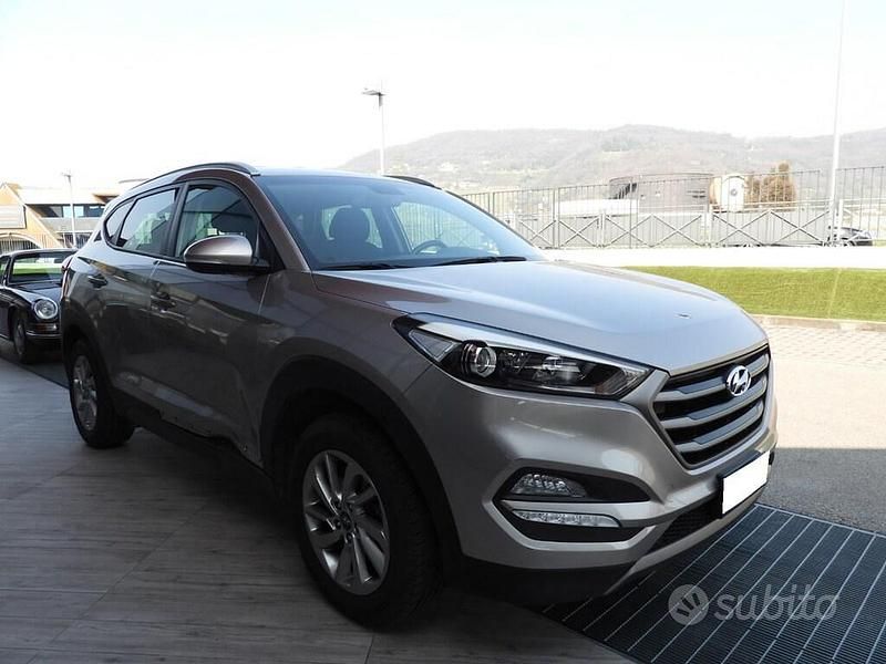 Usata Hyundai Tucson Comfort 131 CV (96 kW) 2015 Grigio SUV