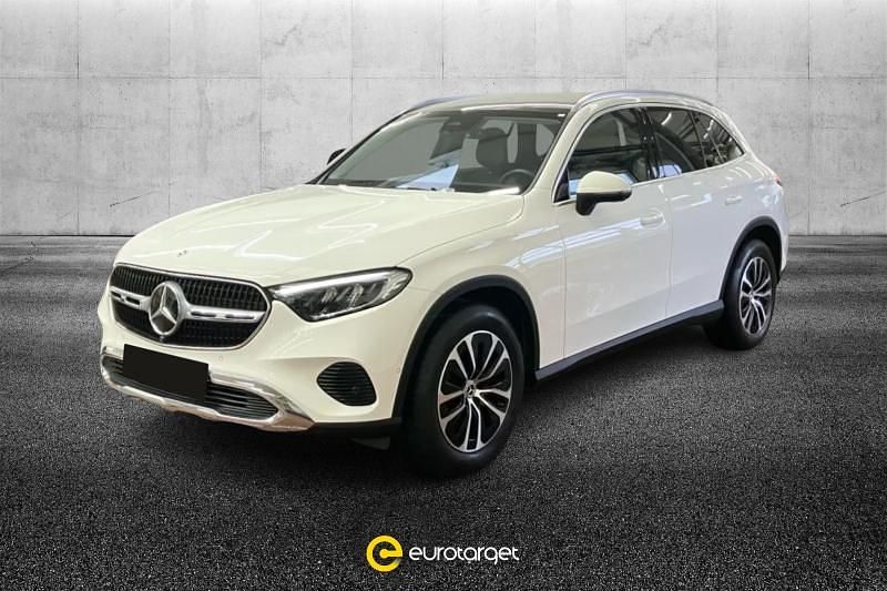 Usata Mercedes GLC220 Advanced 197 CV (144 kW) 2024 Bianco pastello SUV