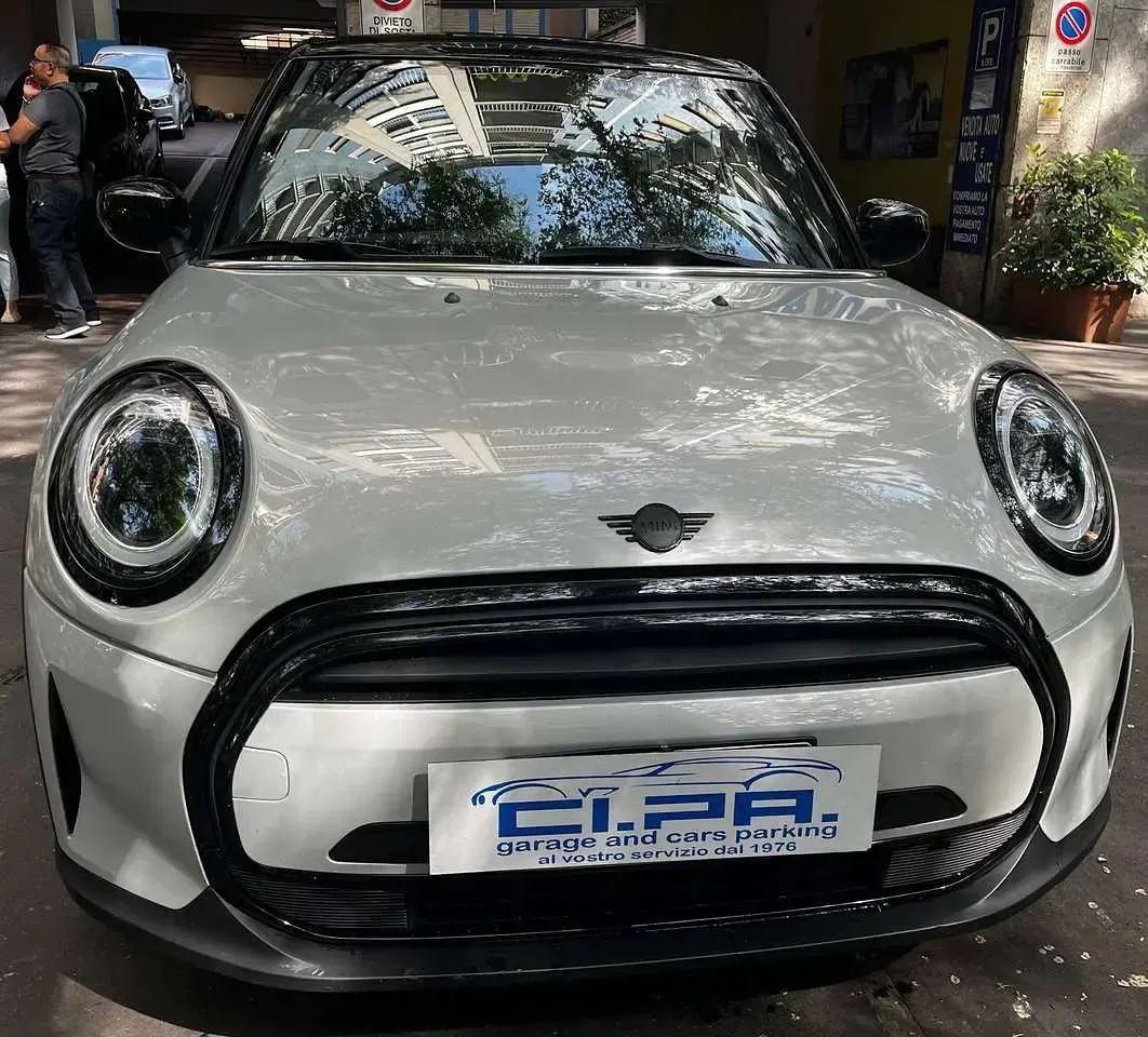 Usata Mini Cooper Essential 136 CV (100 kW) 2022 Other Utilitaria