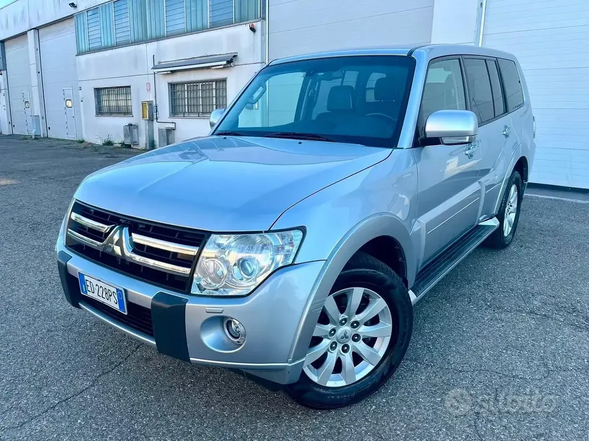 Usata Mitsubishi Pajero Instyle 200 CV (147 kW) 2010 SUV