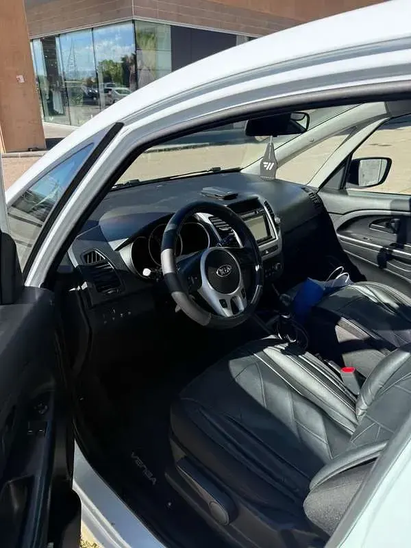 Usata Kia Venga 90 CV (66 kW) 2019 Utilitaria