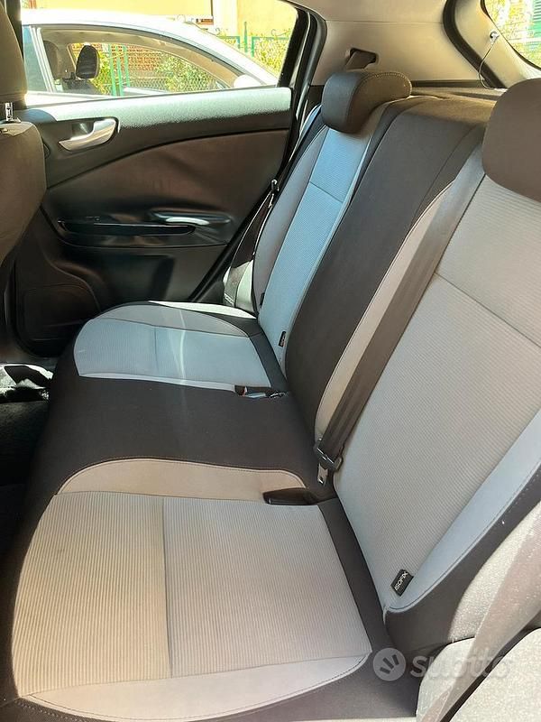 Usata Alfa Romeo Giulietta 170 CV (125 kW) 2011 Grigio Berlina