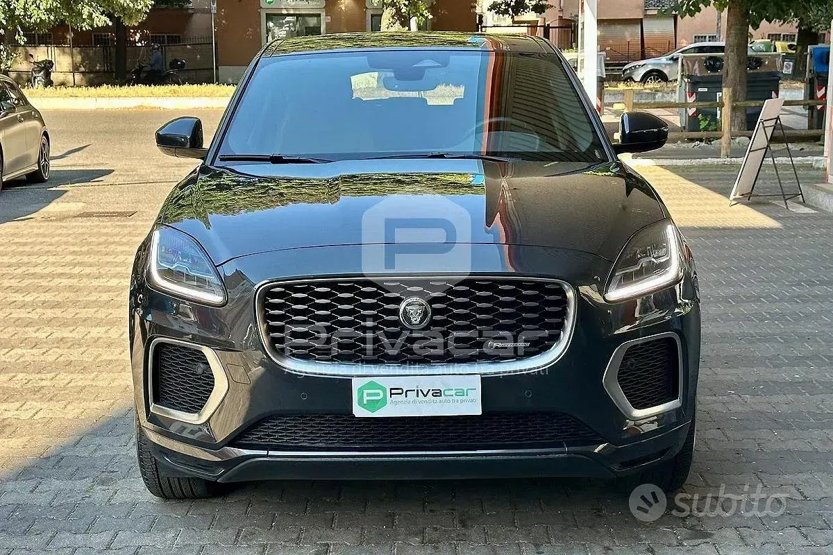 Usata Jaguar E-Pace R-Dynamic 249 CV (183 kW) 2024 Grigio SUV