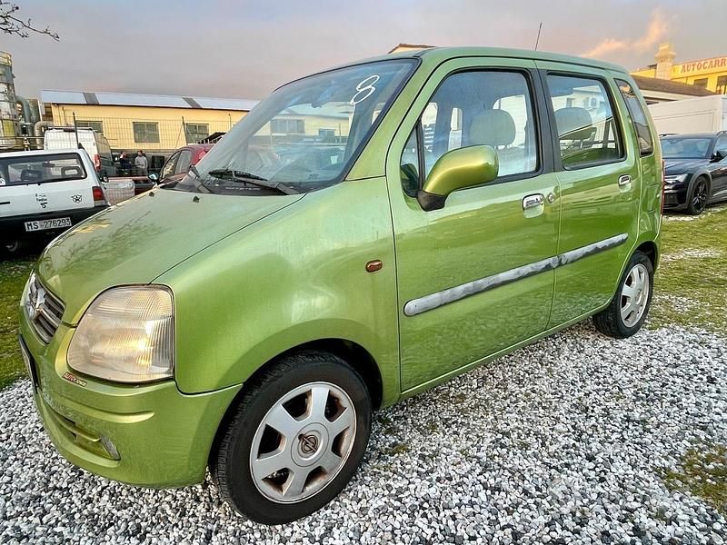 Usata Opel Agila Comfort 58 CV (42 kW) 2002 Verde Monovolume