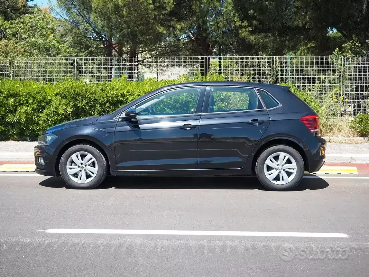 Usata VW Polo Comfortline 90 CV (66 kW) 2020 Nero Utilitaria