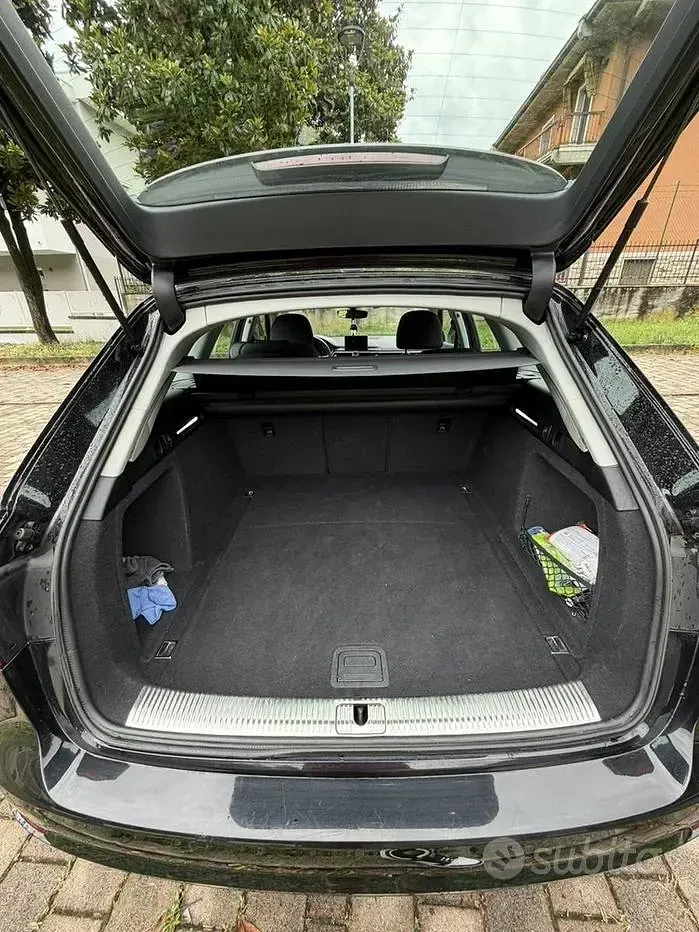 Usata Audi A4 150 CV (110 kW) 2016 Nero Station wagon