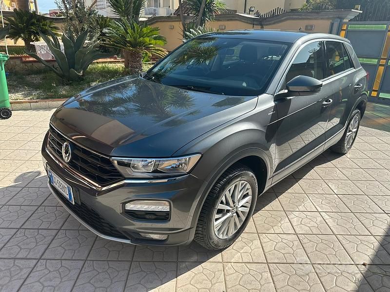 Usata VW T-Roc Style 150 CV (110 kW) 2021 Grigio SUV