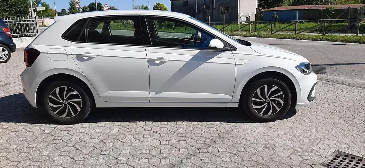 Usata VW Polo 95 CV (69 kW) 2023 Bianco Utilitaria