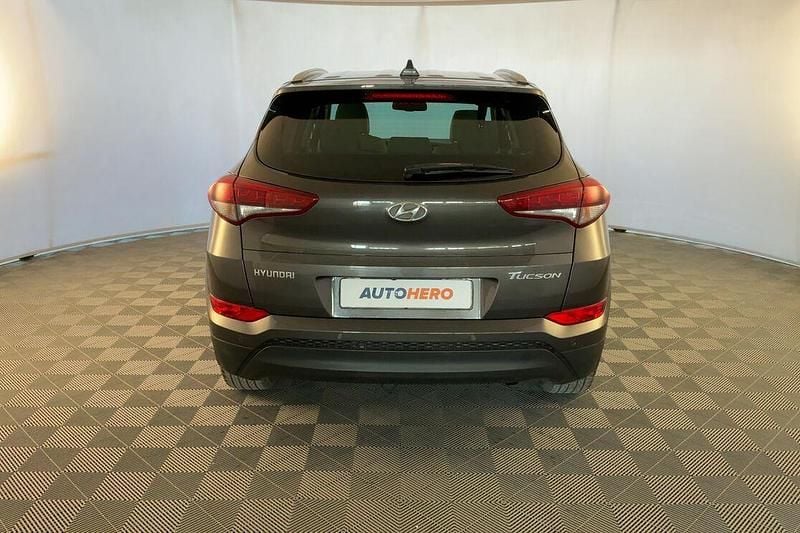 Usata Hyundai Tucson Xpossible 115 CV (84 kW) 2016 Grigio SUV