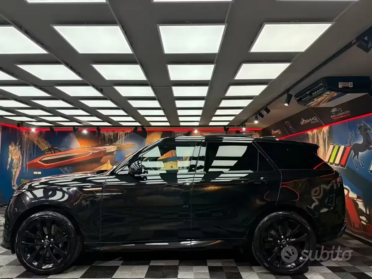 Usata Land Rover Range Rover Sport First Edition 530 CV (389 kW) 2023 Nero SUV