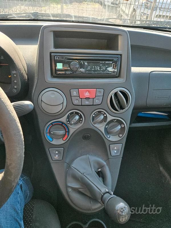 Usata Fiat Panda 4x4 69 CV (50 kW) 2006 Bianco Utilitaria