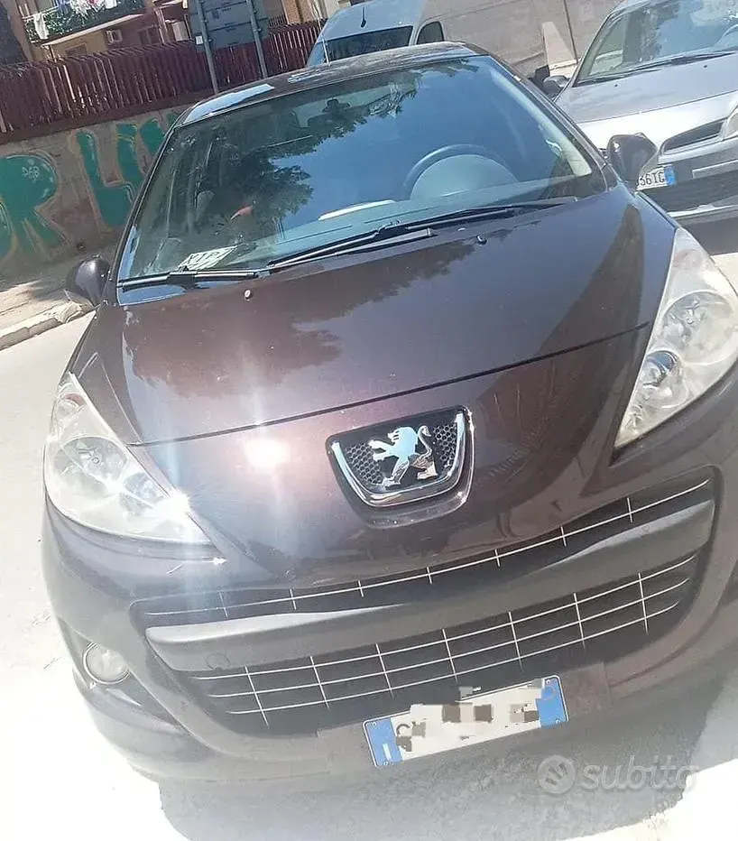 Usata Peugeot 207 68 CV (50 kW) 2011 Berlina