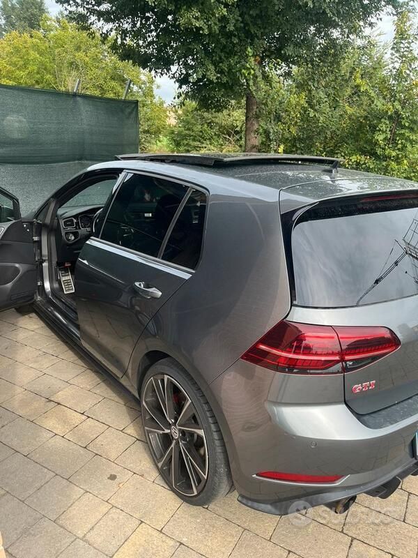 Usata VW Golf VII GTI 245 CV (180 kW) 2018 Grigio Berlina