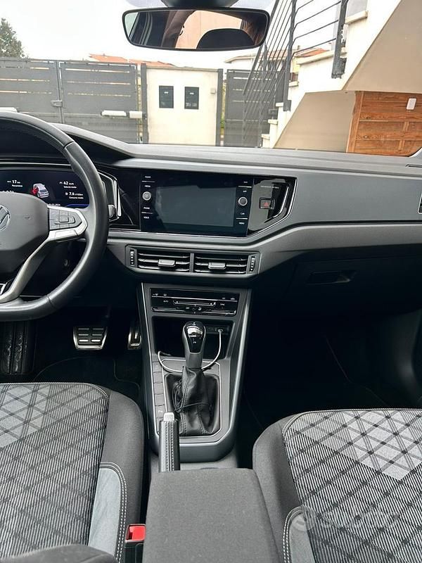 Usata VW Taigo R-line 110 CV (80 kW) 2022 Nero SUV