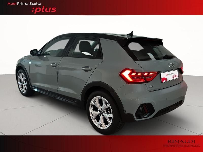 Usata Audi A1 Admired 110 CV (80 kW) 2023 Grigio freccia perla nero mito metallizz SUV