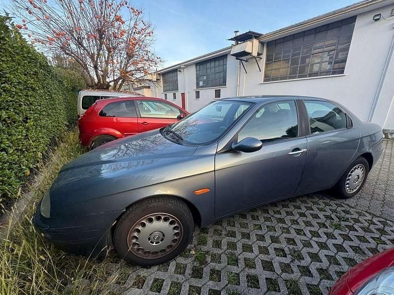 Usata Alfa Romeo 156 Progression 140 CV (102 kW) 2002 Blu/azzurro Berlina