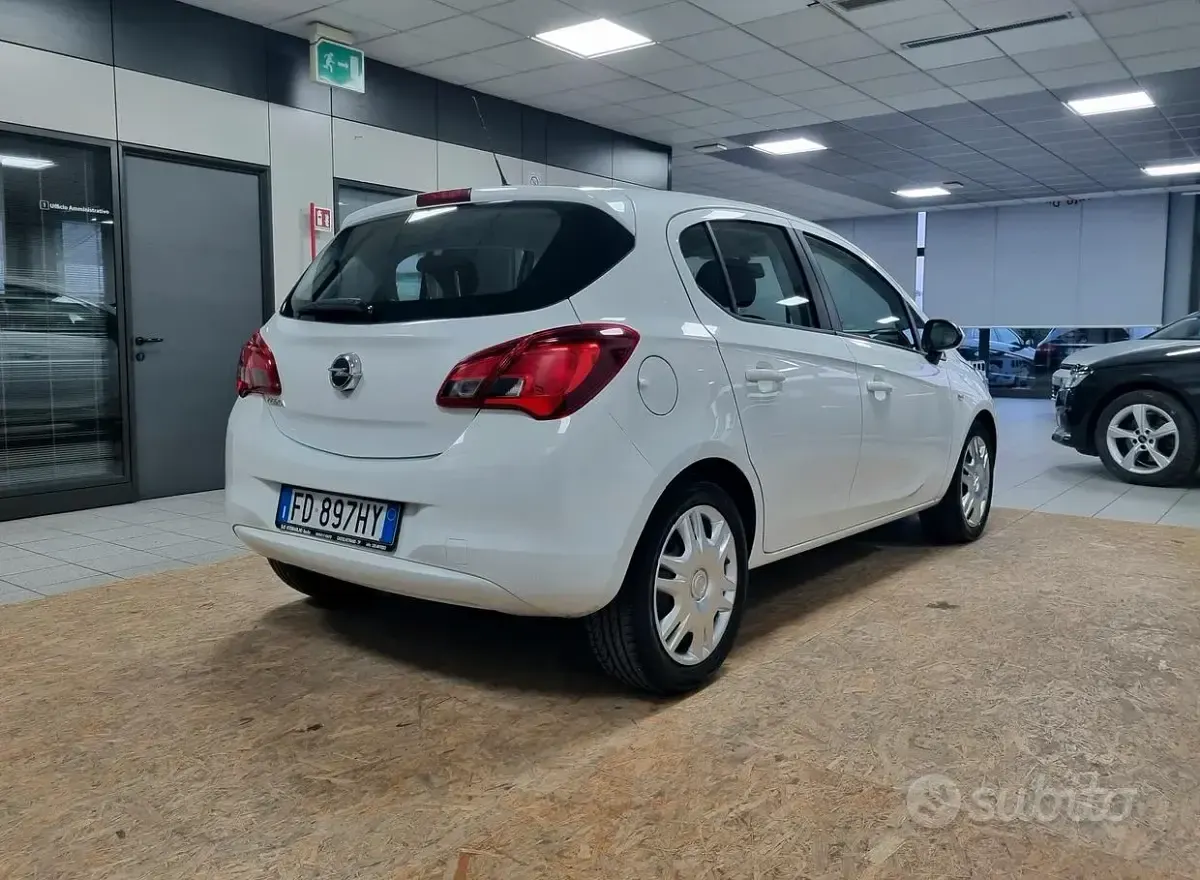 Usata Opel Corsa 69 CV (50 kW) 2016 Bianco Utilitaria