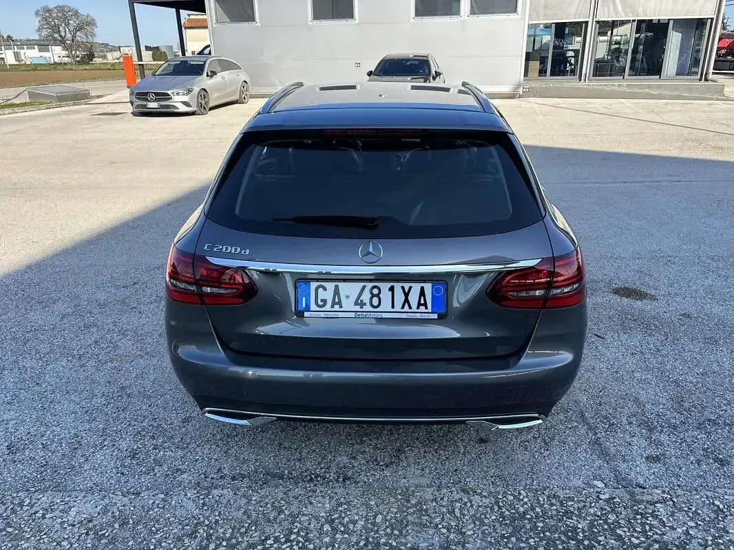 Usata Mercedes C200 160 CV (117 kW) 2020 Grigio Station wagon