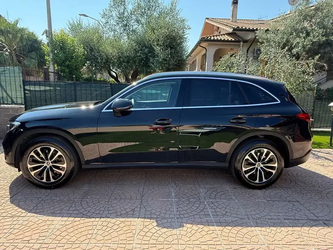 Usata Mercedes GLC200 Advanced Plus 204 CV (150 kW) 2023 Nero SUV