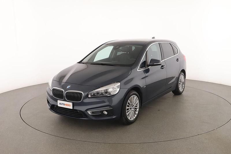 Usata BMW 220 Active Tourer Luxury Line 190 CV (139 kW) 2018 Blu Monovolume