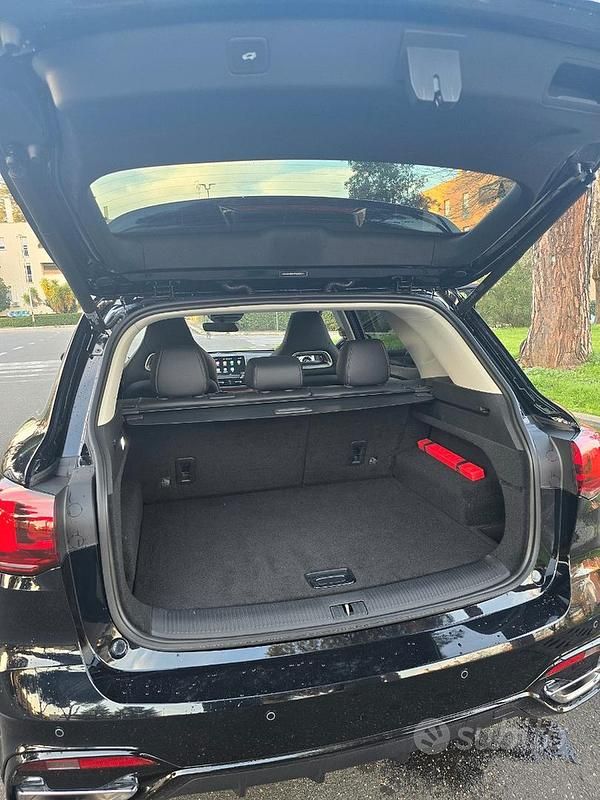 Usata MG HS Luxury 162 CV (119 kW) 2024 Nero SUV