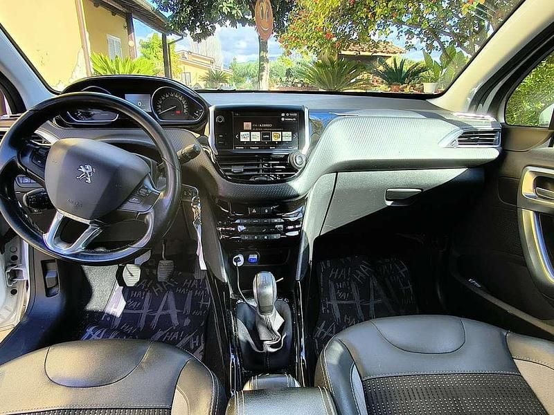 Usata Peugeot 2008 Allure 99 CV (72 kW) 2018 Bianco SUV