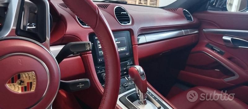 Usata Porsche 718 300 CV (220 kW) 2017 Nero Cabrio