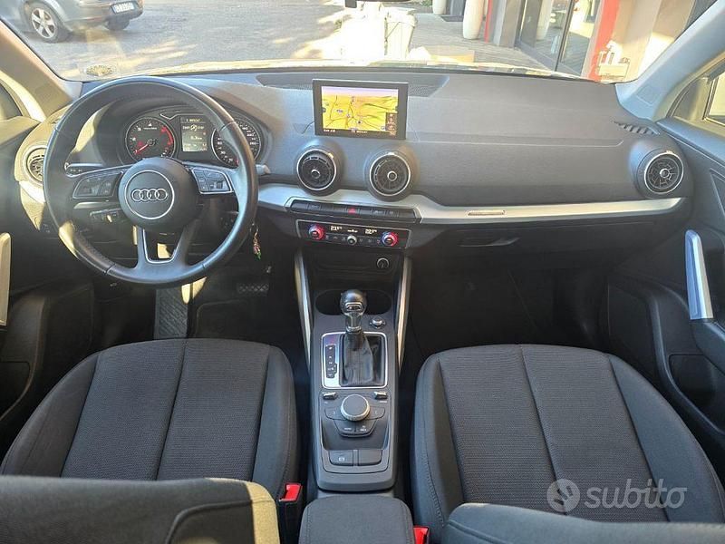 Usata Audi Q2 Business Plus 116 CV (85 kW) 2020 Grigio SUV