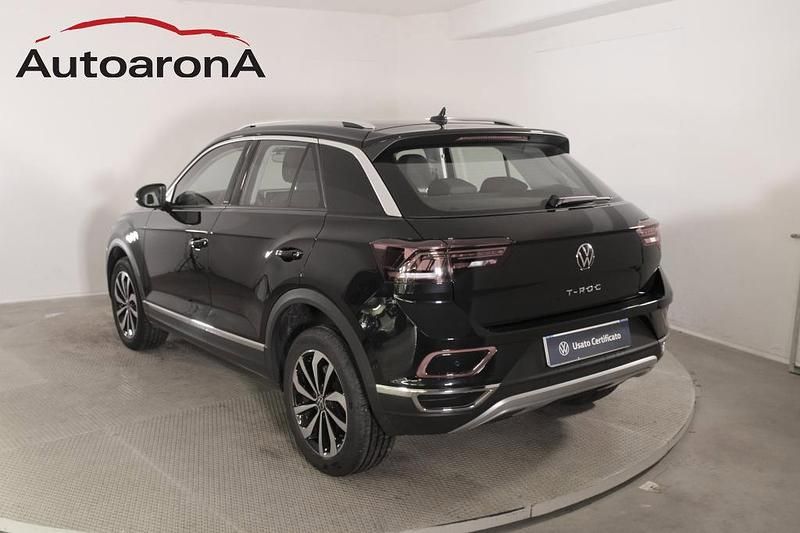 Usata VW T-Roc Style 150 CV (110 kW) 2023 B2t deep black perlato SUV