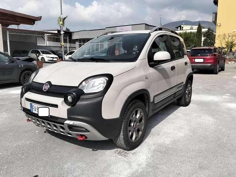 Usata Fiat Panda Cross Cross 95 CV (69 kW) 2015 Beige Utilitaria