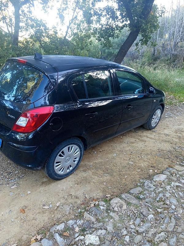 Usata Opel Corsa 2007 Nero Utilitaria