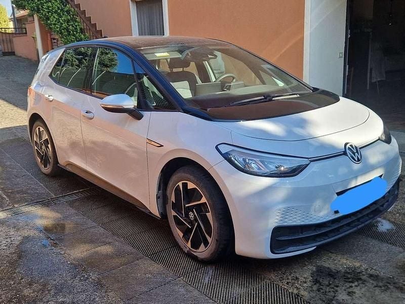 Bianco Usata 2023 VW ID.3 Active Due volumi | 20.000 € (Super prezzo) - Immagine 1/4