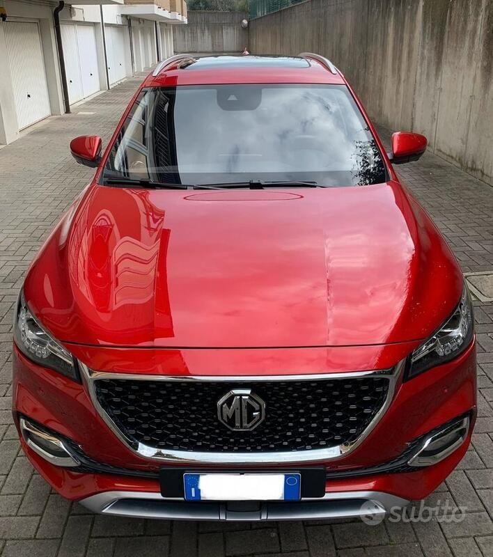Usata MG HS Luxury 162 CV (119 kW) 2023 Rosso SUV