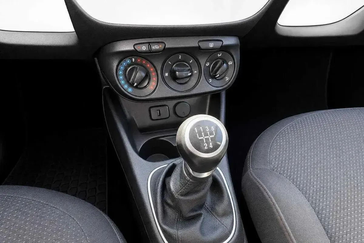 Usata Opel Corsa 75 CV (55 kW) 2018 Grigio Utilitaria