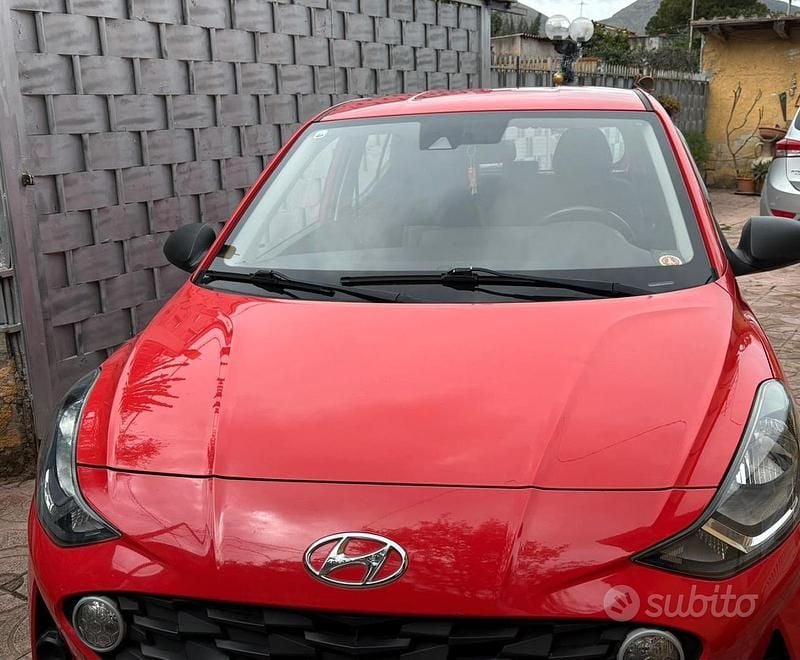Usata Hyundai i10 2020 Rosso Utilitaria