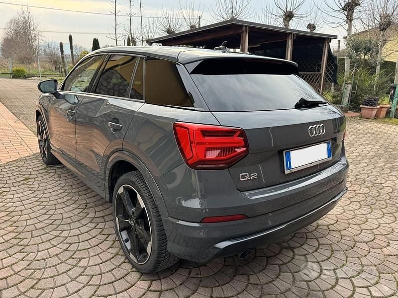 Usata Audi Q2 Comfort 116 CV (85 kW) 2019 Grigio SUV