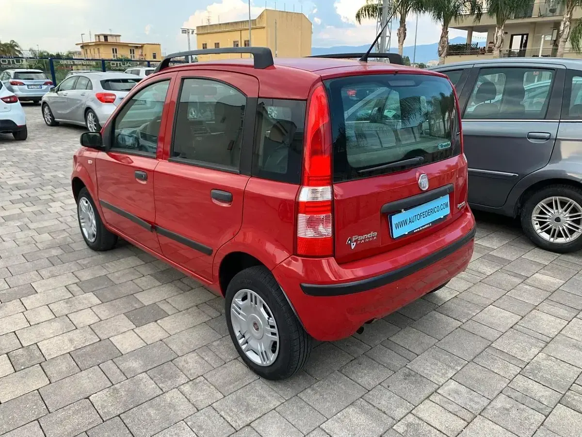 Usata Fiat Panda Dynamic 60 CV (44 kW) 2009 Rosso Utilitaria