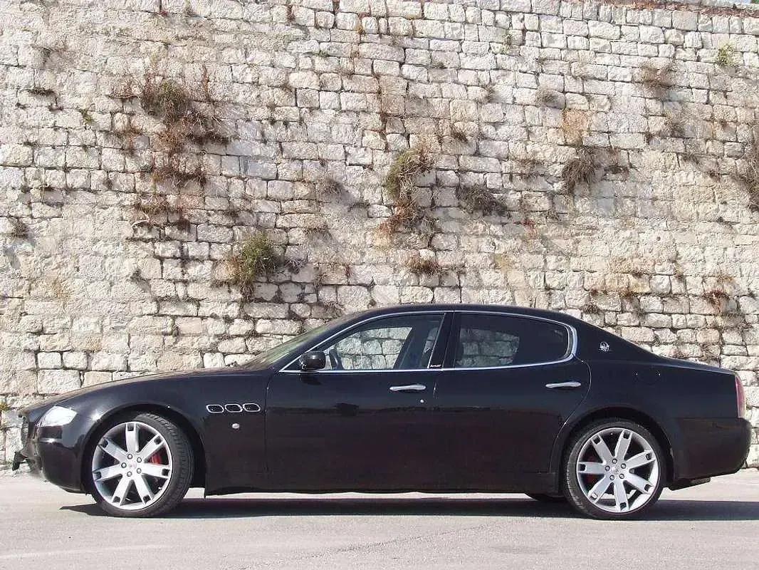 Usata Maserati Quattroporte GT 400 CV (294 kW) 2006 Nero Berlina