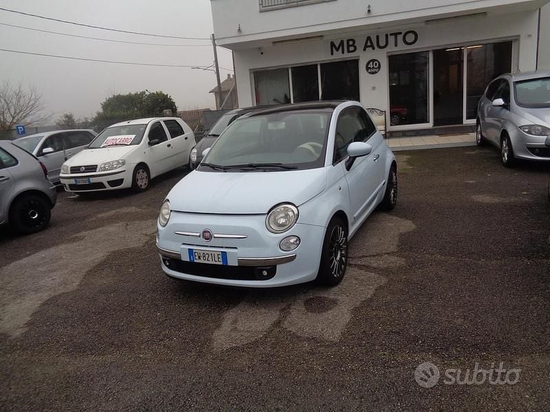 Usata Fiat 500 Lounge 69 CV (50 kW) 2009 Bianco Utilitaria