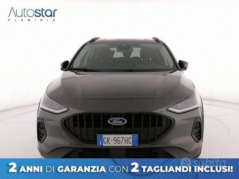 Usata Ford Focus Active 125 CV (91 kW) 2022 Grigio SUV