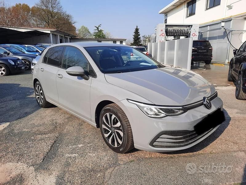 Usata VW Golf VIII 115 CV (84 kW) 2021 Grigio Berlina